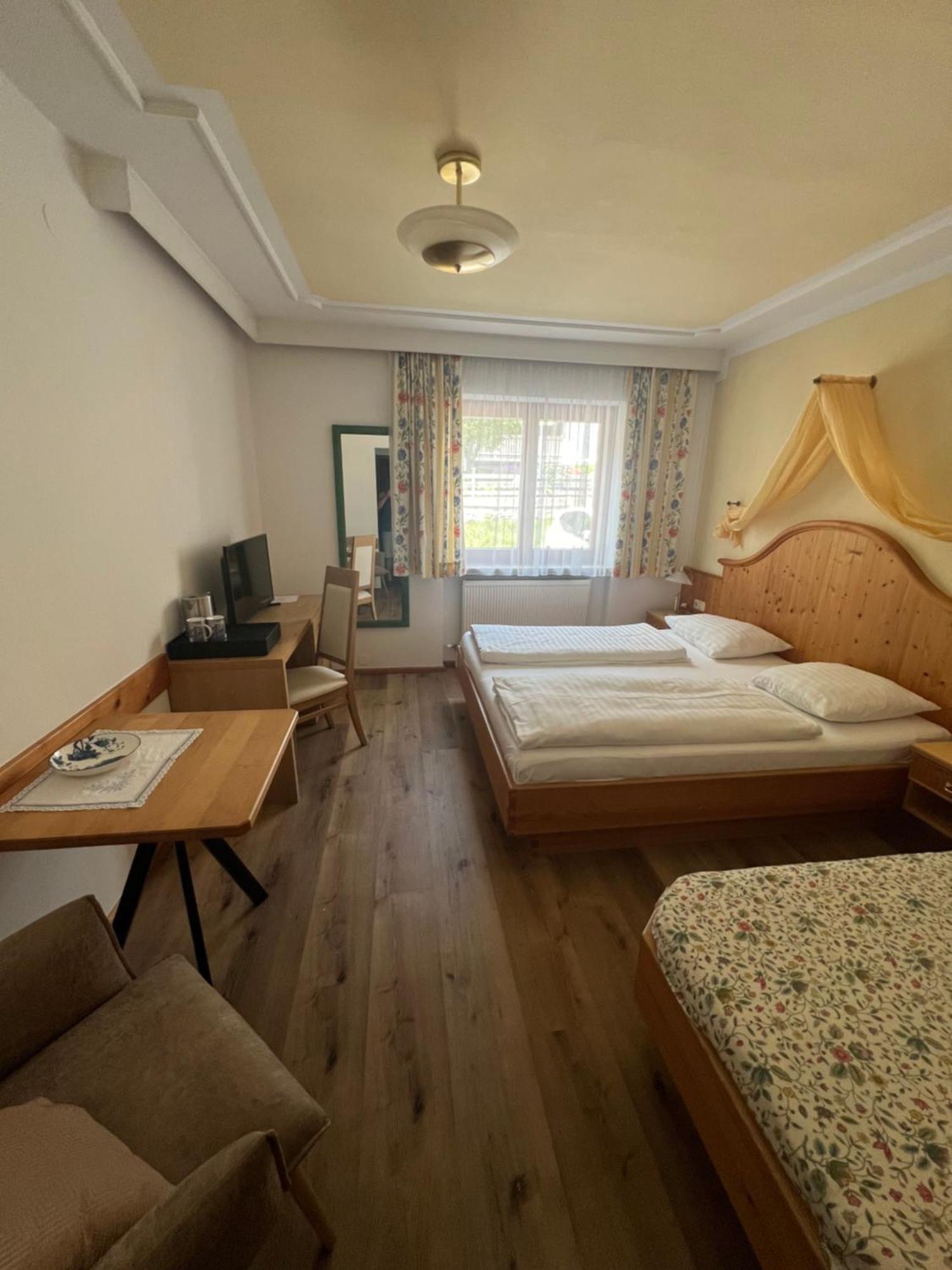 Hettlerhof Hotel Maishofen Eksteriør billede